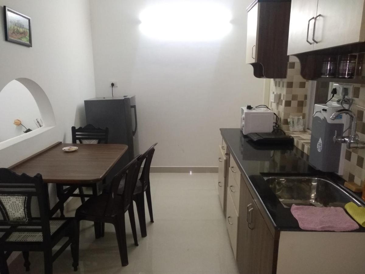 Zalor Residency 2 Apartment วาร์กา ภายนอก รูปภาพ